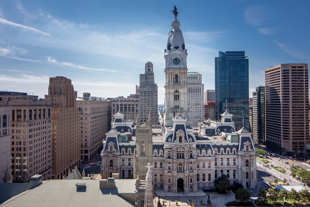 aloft philadelphia downtown