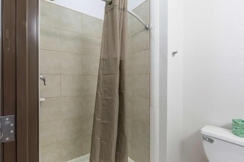 Motel 6 Texas City, Tx - I-45 South,Texas>>La Marque,2 star
