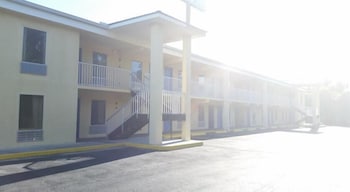 Royal Inn,Gainesville>>Alachua,2 star
