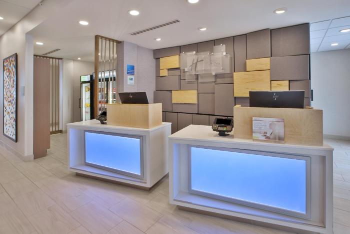 holiday inn express auburn hills south by ihg