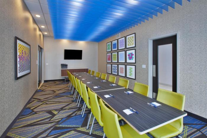 holiday inn express auburn hills south by ihg