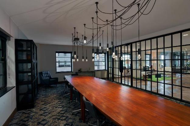 renaissance saint elm dallas downtown hotel