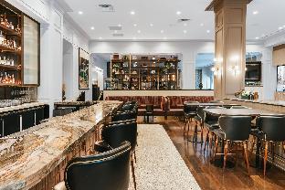 renaissance saint elm dallas downtown hotel