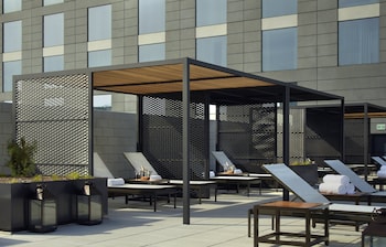 omni louisville hotel