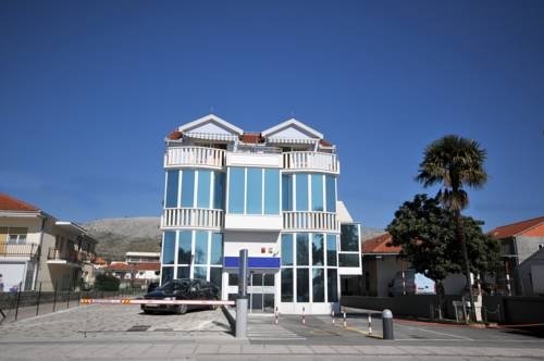 villa maslina