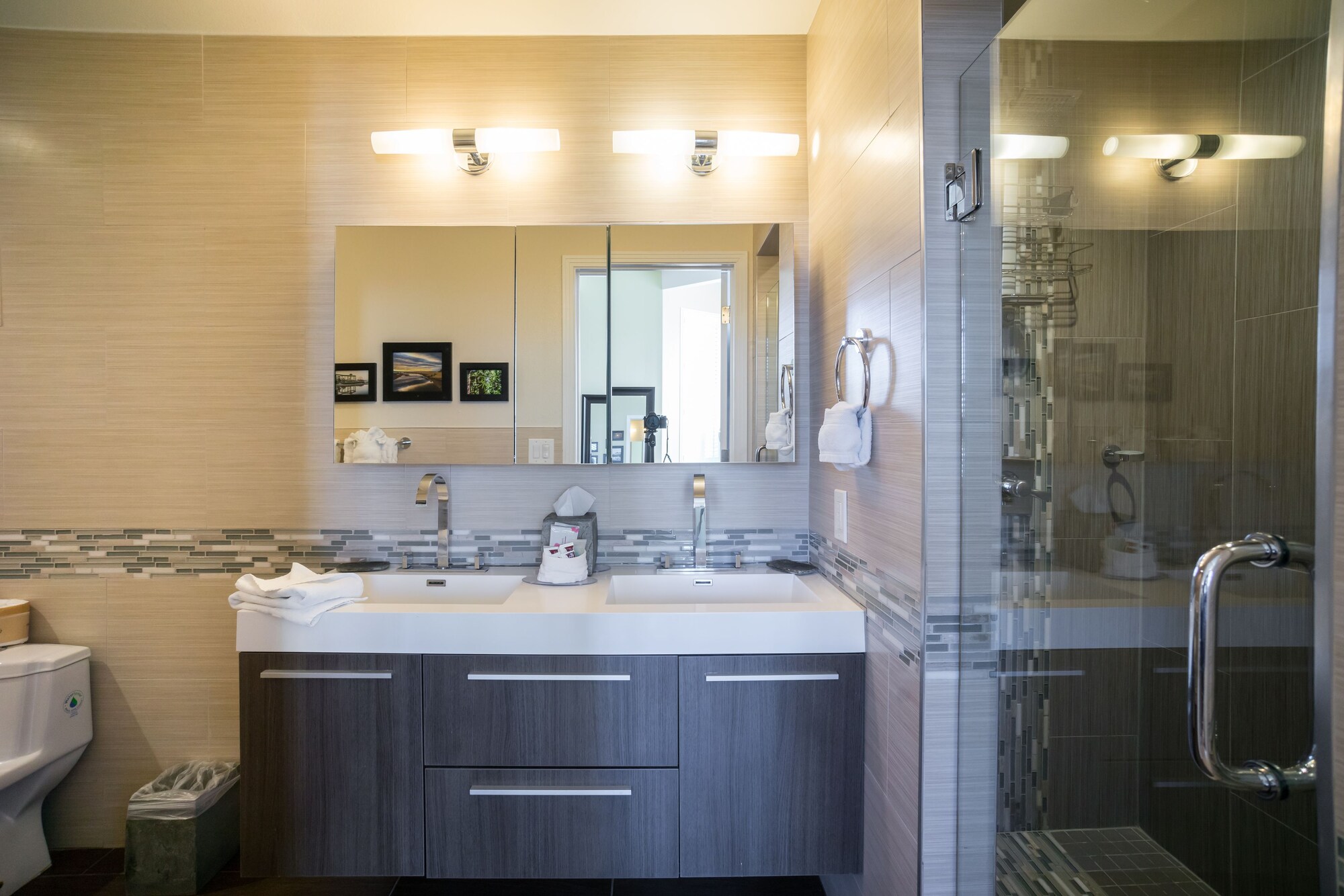 rio vista suites
