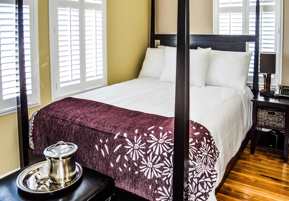 rio vista suites