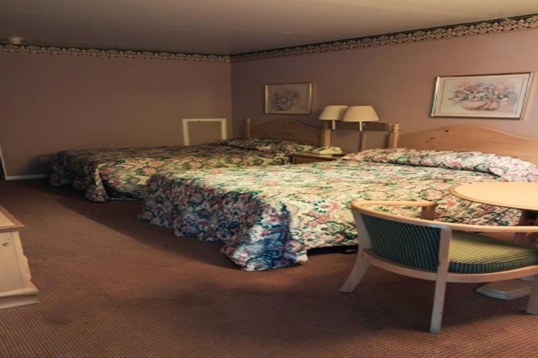 oyo holiday capri motel and rv park