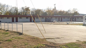 oyo holiday capri motel and rv park