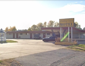 oyo holiday capri motel and rv park