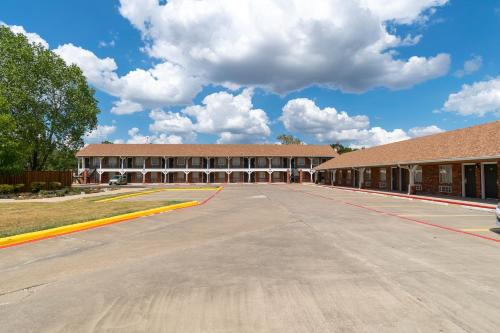 Countryside Inn,Forney>>Dallas,2 star