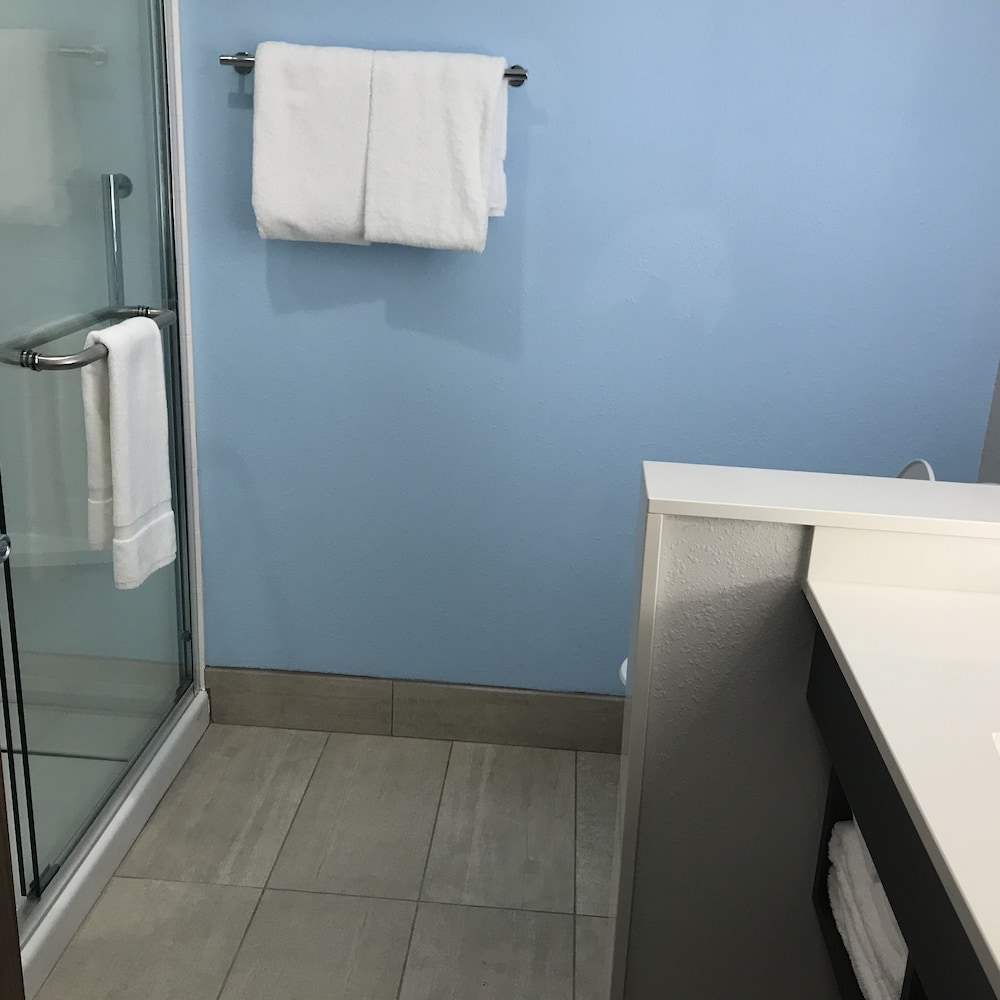 holiday inn express and suites summerville by ihg