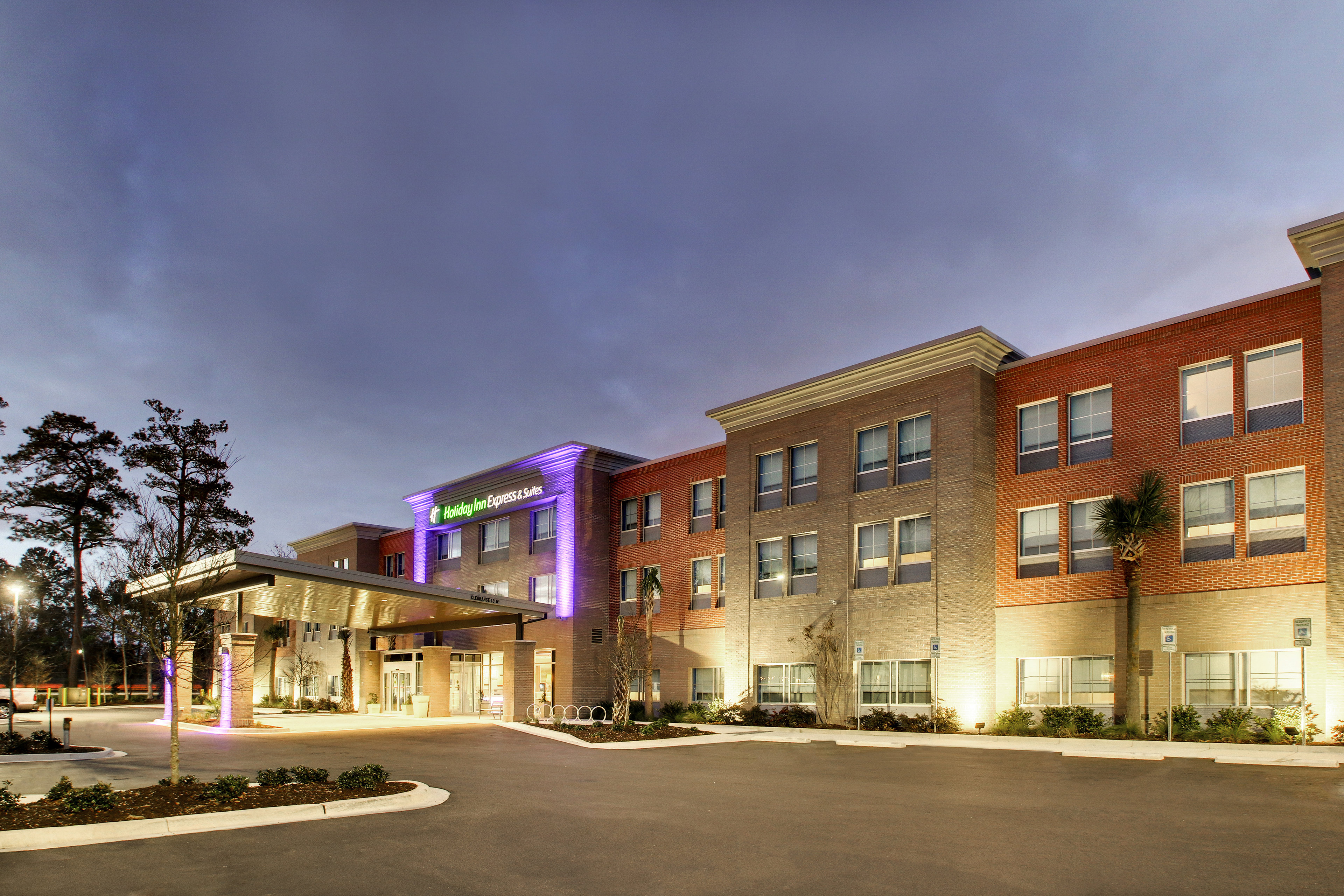 holiday inn express and suites summerville by ihg