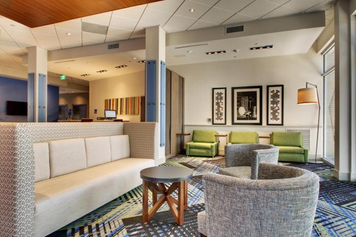 holiday inn express and suites summerville by ihg