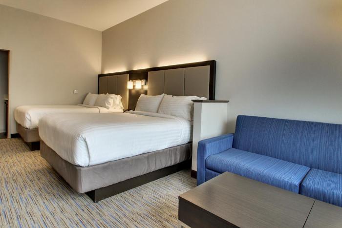holiday inn express and suites summerville by ihg