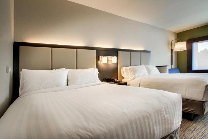 holiday inn express and suites summerville by ihg
