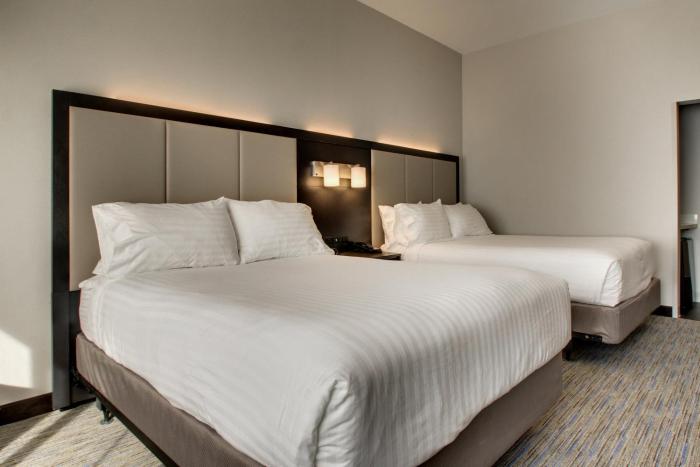 holiday inn express and suites summerville by ihg