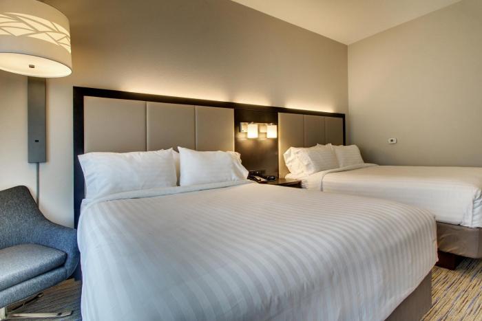 holiday inn express and suites summerville by ihg