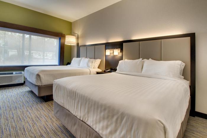 holiday inn express and suites summerville by ihg