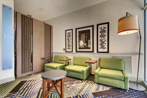 holiday inn express and suites summerville by ihg