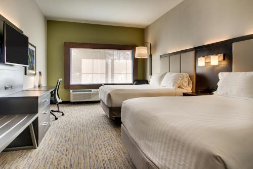 holiday inn express and suites summerville by ihg