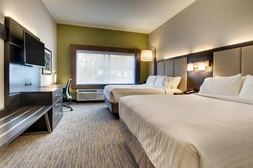 holiday inn express and suites summerville by ihg