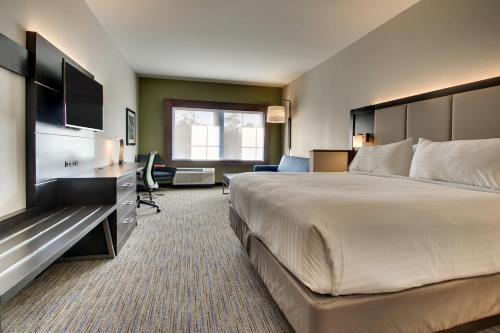 holiday inn express and suites summerville by ihg