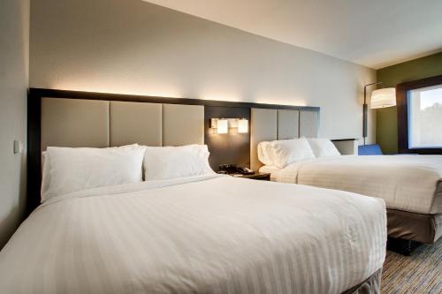 holiday inn express and suites summerville by ihg