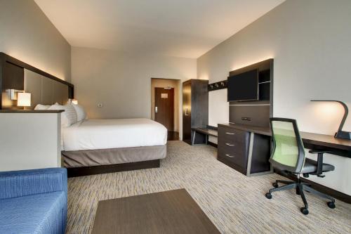 holiday inn express and suites summerville by ihg
