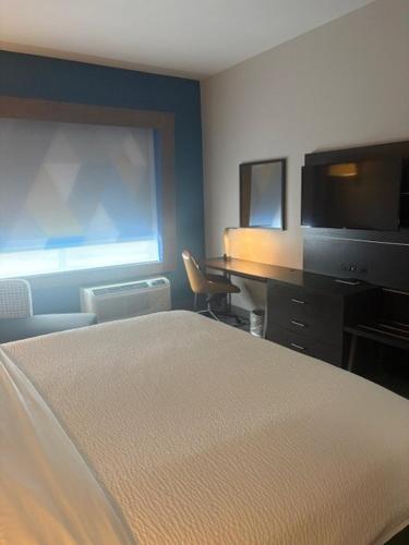 holiday inn express and suites summerville by ihg