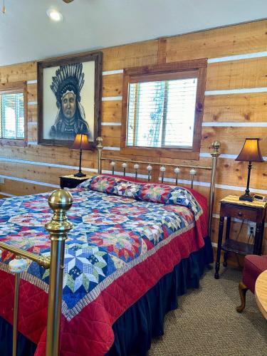 Moore's Old Pine Inn,,3 star