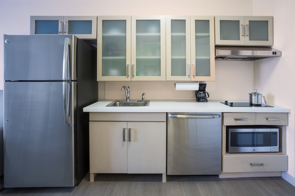 candlewood suites miami intl airport 36th st by ihg