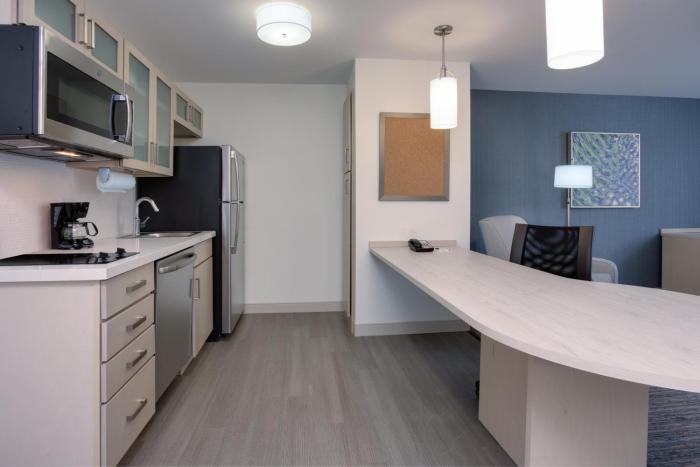 candlewood suites miami intl airport 36th st by ihg