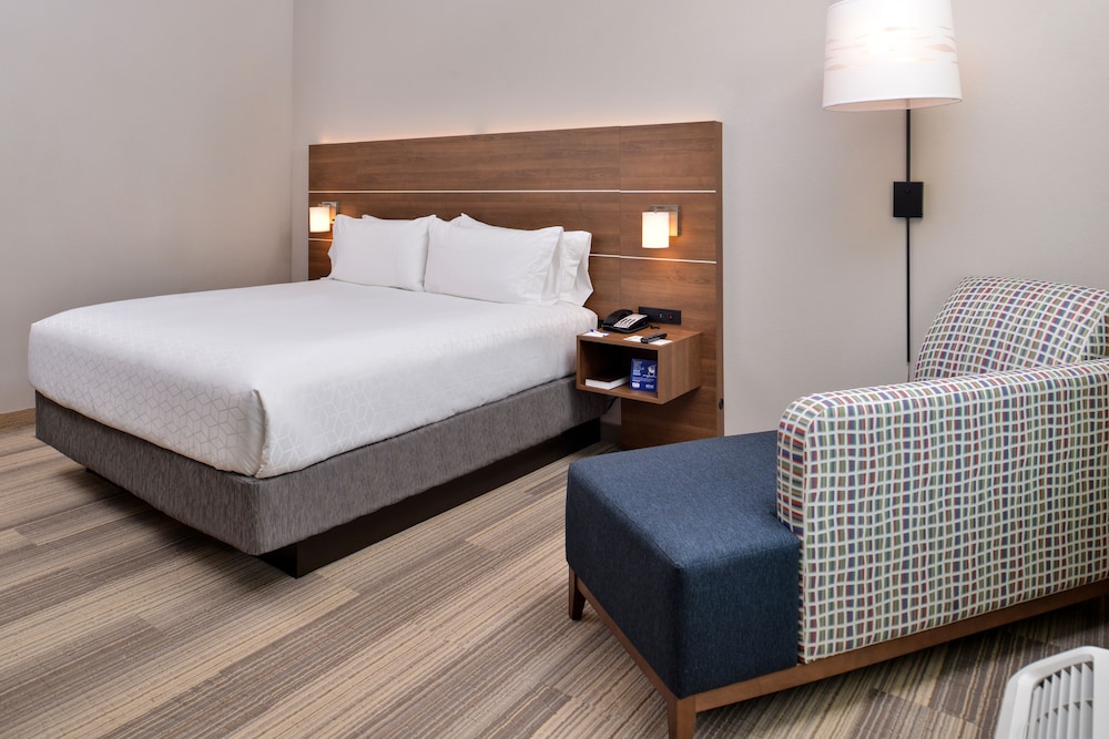 holiday inn express and suites west melbourne by ihg
