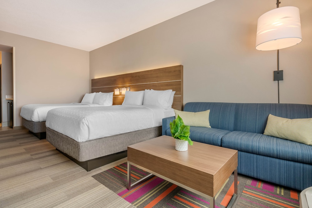 holiday inn express and suites west melbourne by ihg