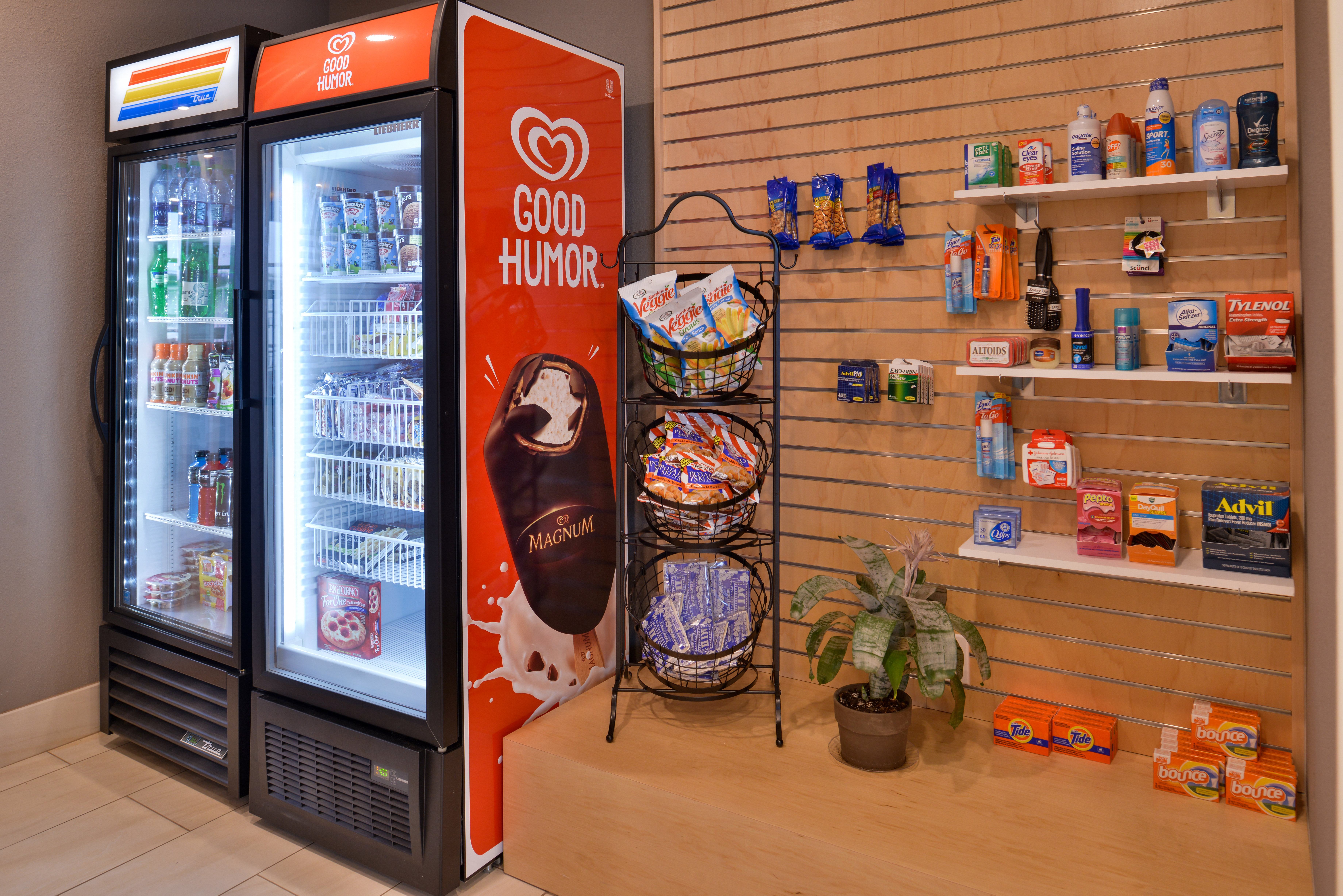 holiday inn express and suites west melbourne by ihg