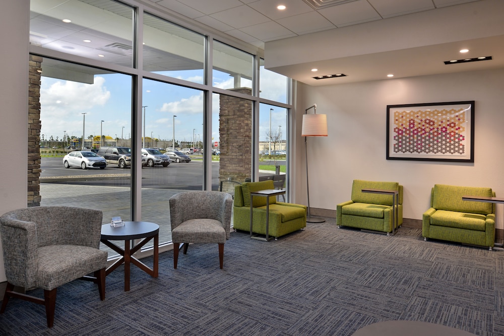 holiday inn express and suites west melbourne by ihg
