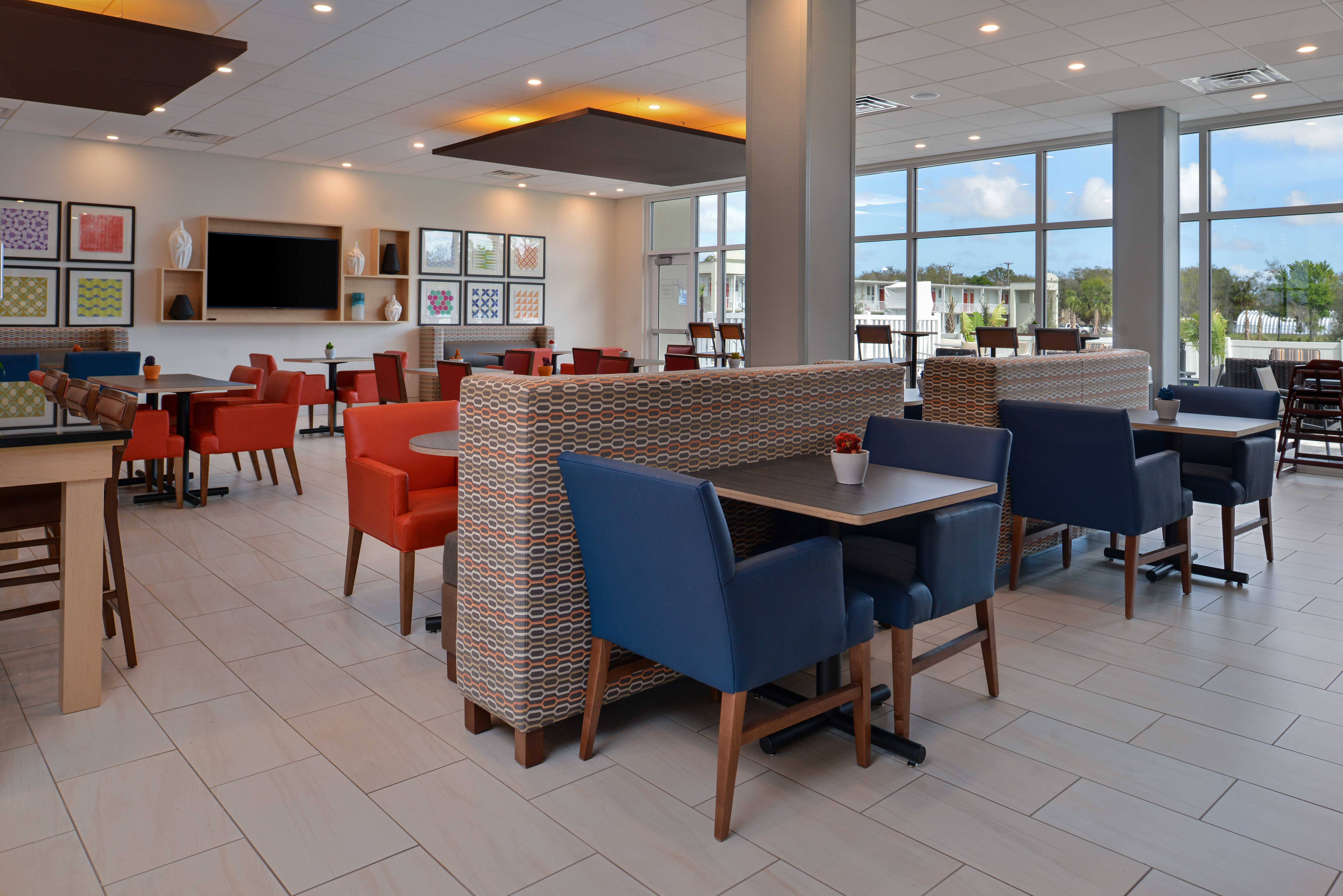 holiday inn express and suites west melbourne by ihg