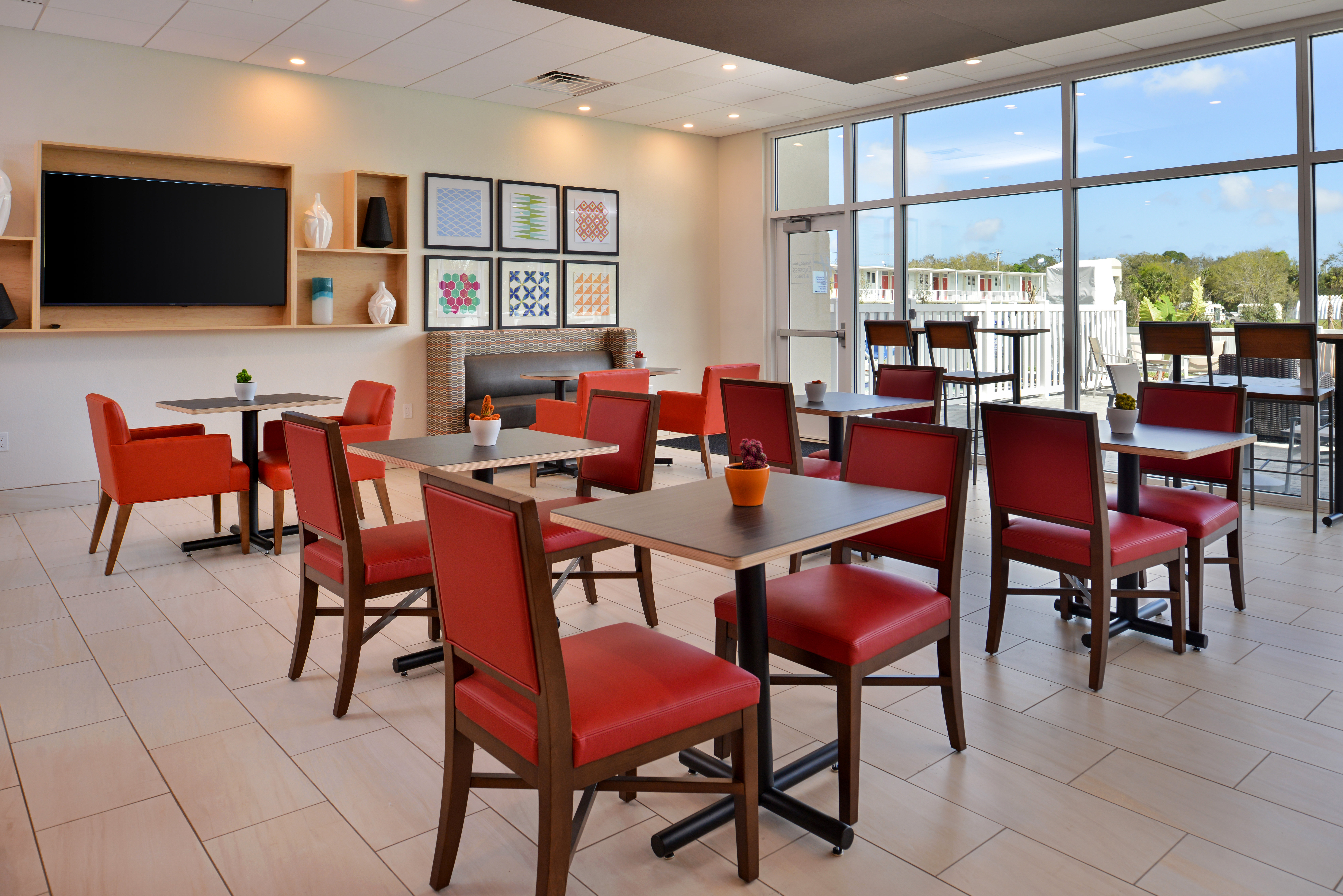 holiday inn express and suites west melbourne by ihg