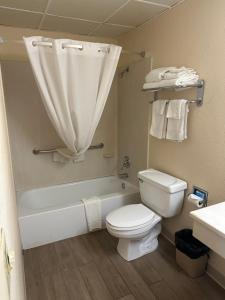 Big Bend Traveler's Inn,Hoisington>>Great Bend,2 star