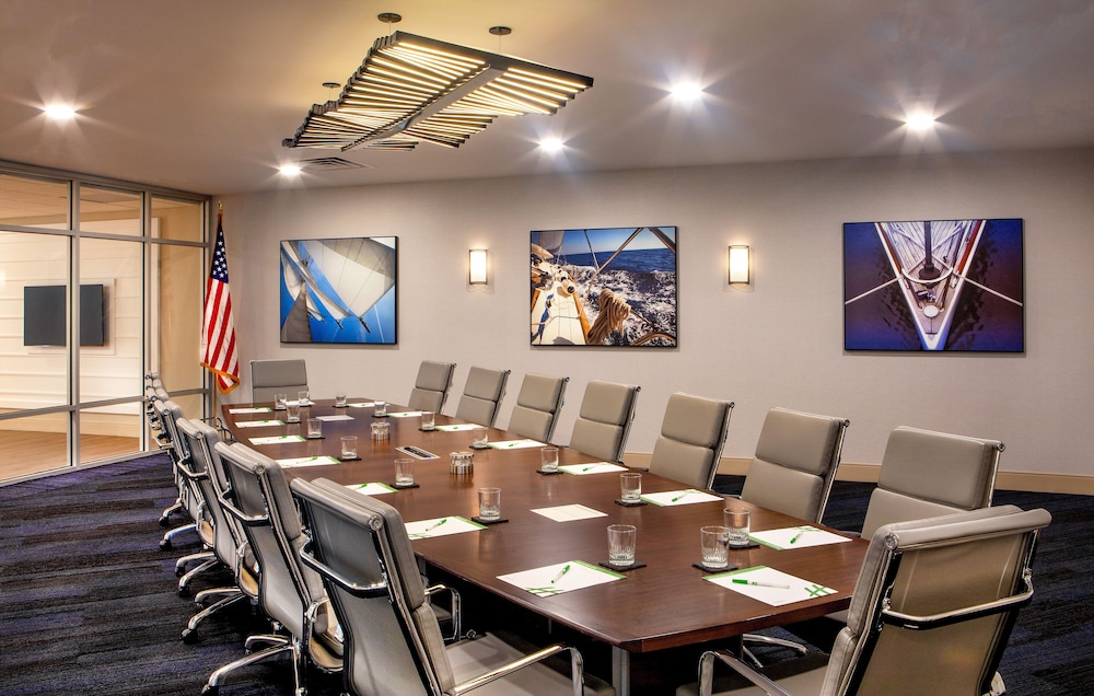 holiday inn newport news hampton by ihg