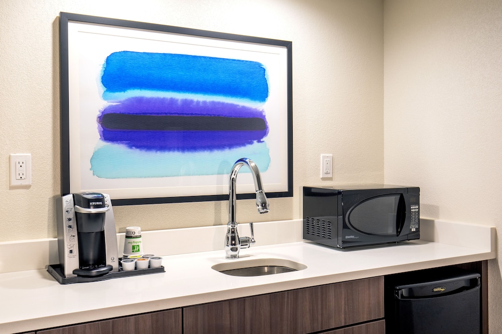 holiday inn newport news hampton by ihg