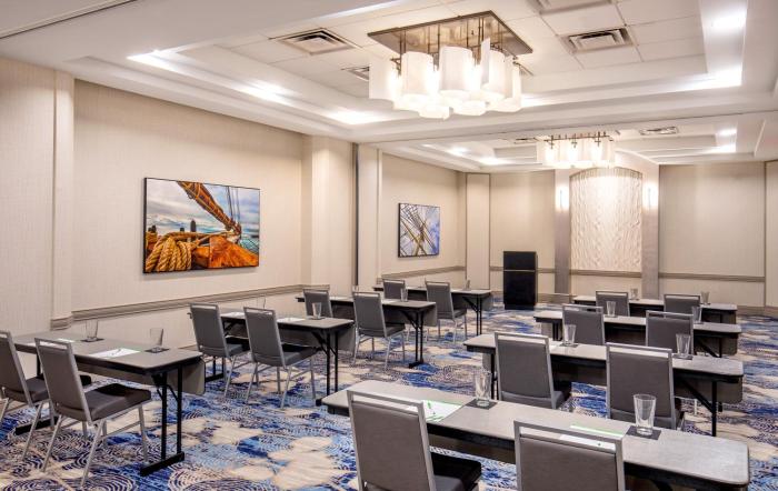 holiday inn newport news hampton by ihg