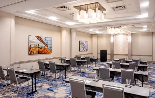 holiday inn newport news hampton by ihg