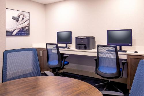 holiday inn newport news hampton by ihg