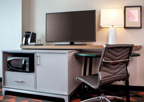 holiday inn newport news hampton by ihg
