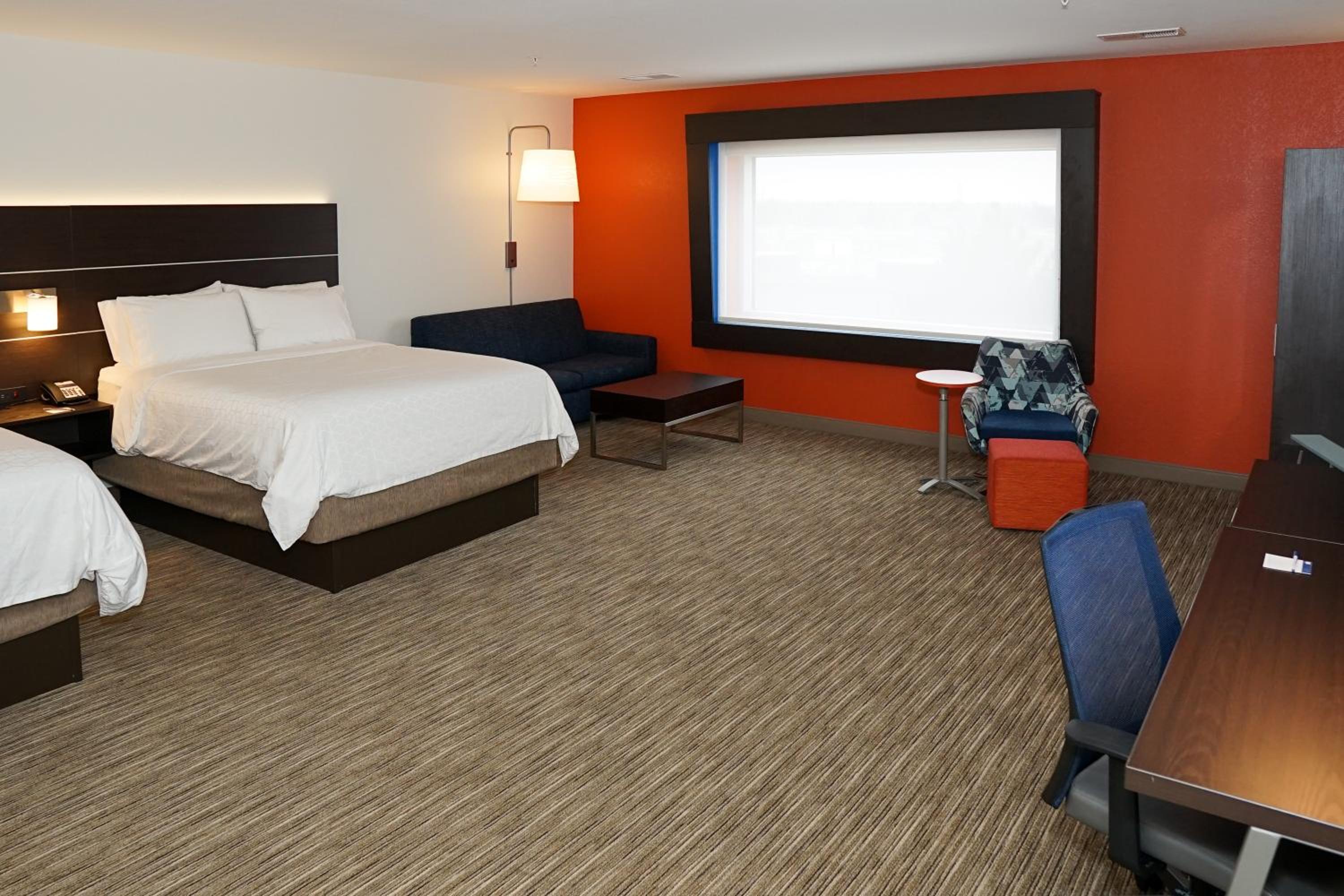 holiday inn express and suites denver aurora medical campus