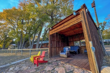 chinook winds lodge