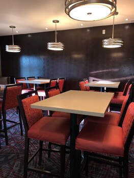 black gold suites tioga