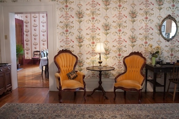 The Denny House,Garrard County>>Berea,4 star